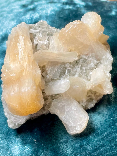 Stilbite with Heulandite Crystal Cluster