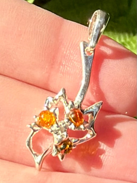 Abstract Amber Pendant - Morganna’s Treasures