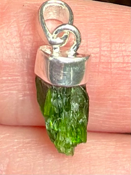 Chrome Diopside Pendant