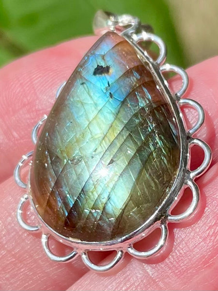 Labradorite Pendant - Morganna’s Treasures 