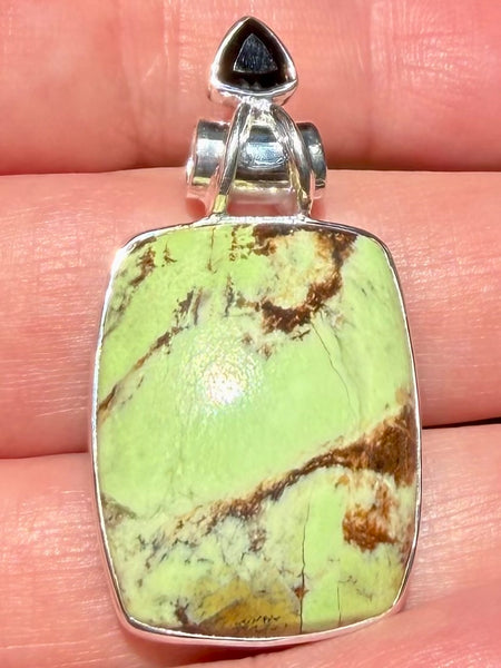Boulder Citron Chrysoprase and Black Onyx Pendant
