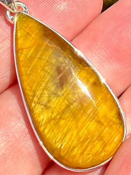 Beautiful Nellite Pendant - Morganna’s Treasures