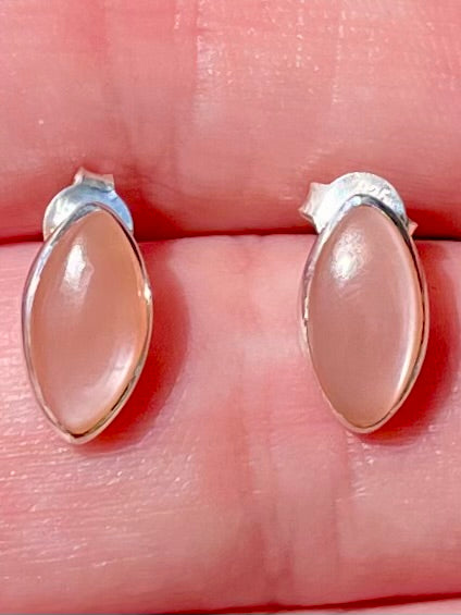 Peach Moonstone Earrings - Morganna’s Treasures 