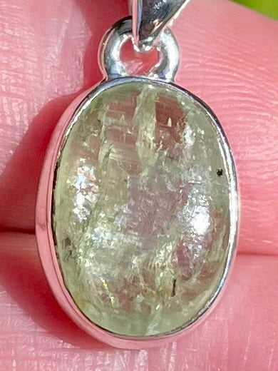 Green Kyanite Pendant - Morganna’s Treasures