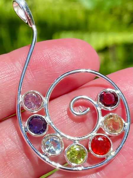 Gorgeous Chakra Alignment Pendant - Morganna’s Treasures 