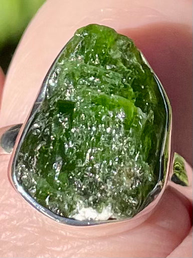 Rough Chrome Diopside Ring Size 7 - Morganna’s Treasures 