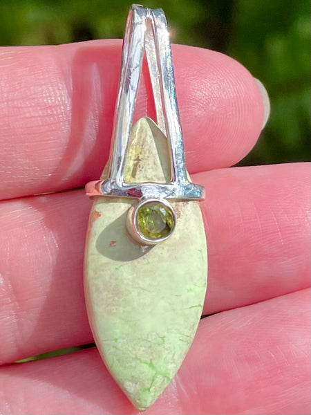 Citron Chrysoprase and Peridot Pendant - Morganna’s Treasures 