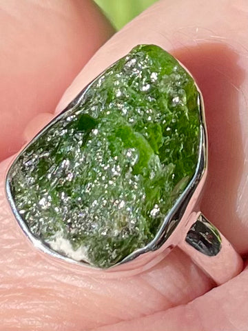 Rough Chrome Diopside Ring Size 7 - Morganna’s Treasures 