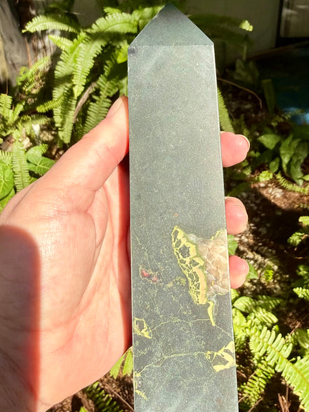 Lotus Jasper Obelisk