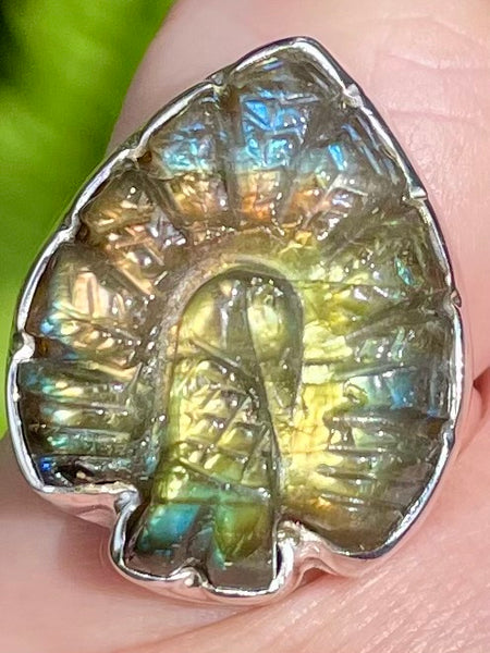 Gorgeous Labradorite Peacock Ring Size 6 - Morganna’s Treasures 