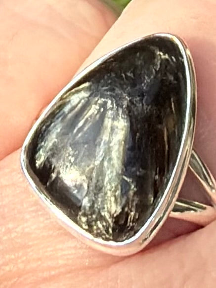 Gorgeous Golden Seraphinite Ring Size 8 - Morganna’s Treasures