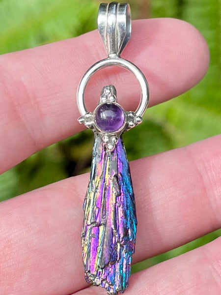 Rainbow Aura Kyanite and Amethyst Pendant - Morganna’s Treasures 