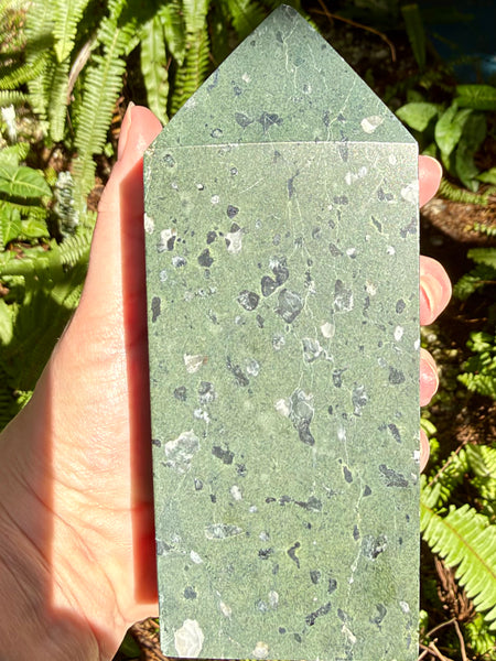 Lotus Jasper Obelisk