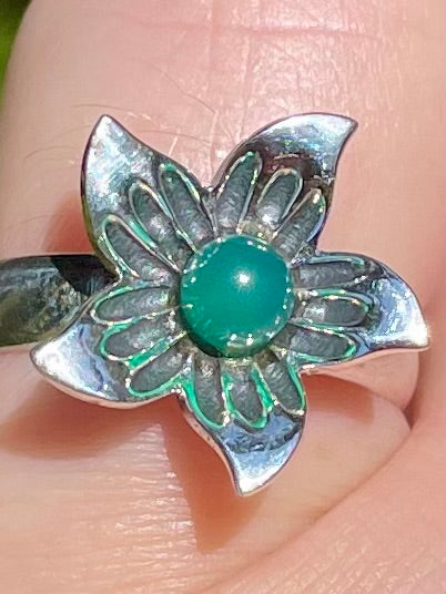 Green Onyx Flower Ring Size 6 - Morganna’s Treasures 