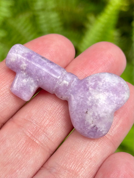 Lepidolite Heart Key - Morganna’s Treasures 