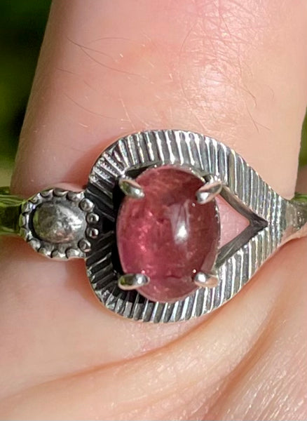 Pink Tourmaline Ring Size 7 - Morganna’s Treasures 