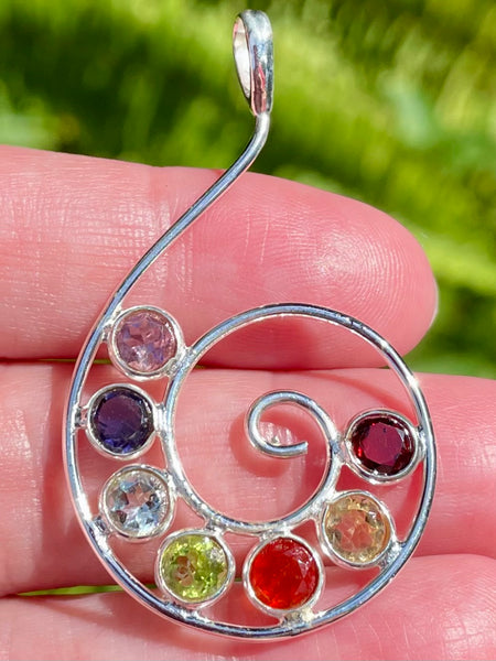 Gorgeous Chakra Alignment Pendant - Morganna’s Treasures 