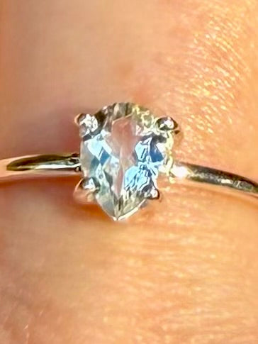 Clear Quartz Ring Size 9 - Morganna’s Treasures