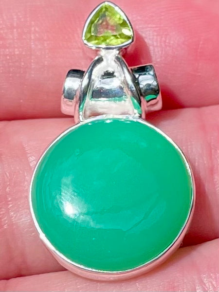 Chrysoprase and Peridot Pendant - Morganna’s Treasures 