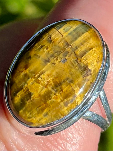 Gorgeous Nellite Ring Size 9 - Morganna’s Treasures 