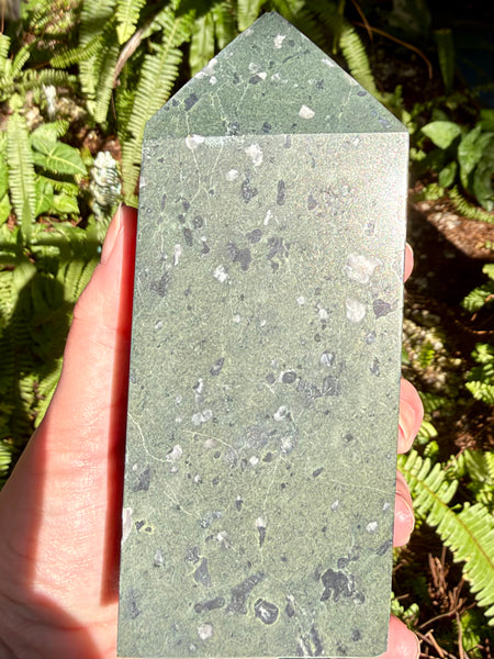 Lotus Jasper Obelisk