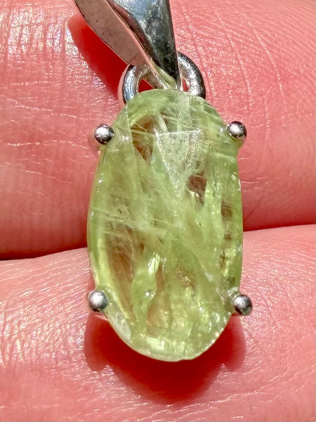 Green Kyanite Pendant - Morganna’s Treasures