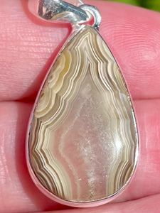 Mexican Laguna Lace Agate Pendant - Morganna’s Treasures 