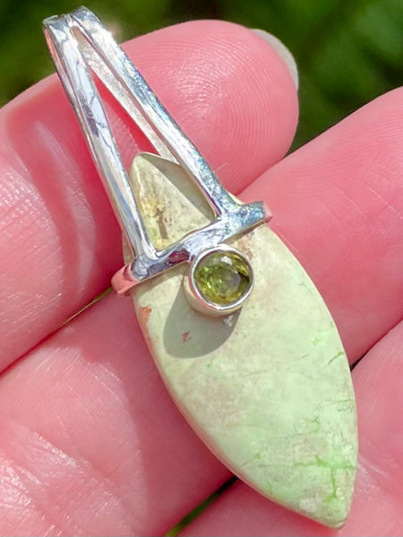 Citron Chrysoprase and Peridot Pendant - Morganna’s Treasures 