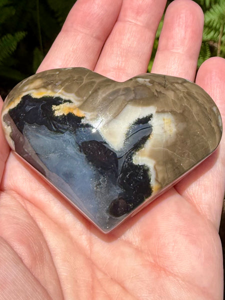 Fluorescent Volcano Agate Heart - Morganna’s Treasures