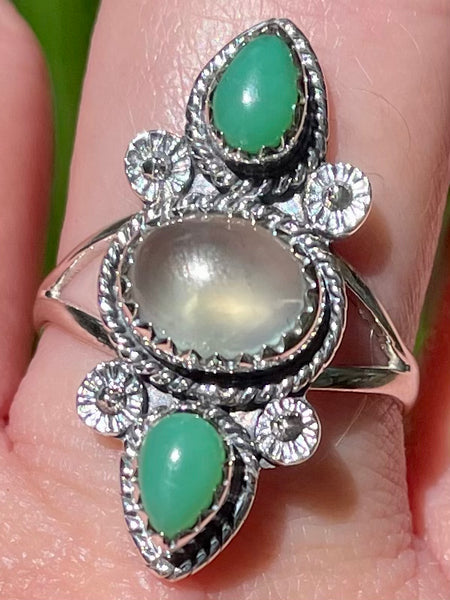 Gorgeous Prehnite and Chrysoprase Ring Size 8.5 - Morganna’s Treasures 