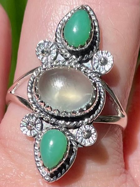 Gorgeous Prehnite and Chrysoprase Ring Size 8.5 - Morganna’s Treasures 