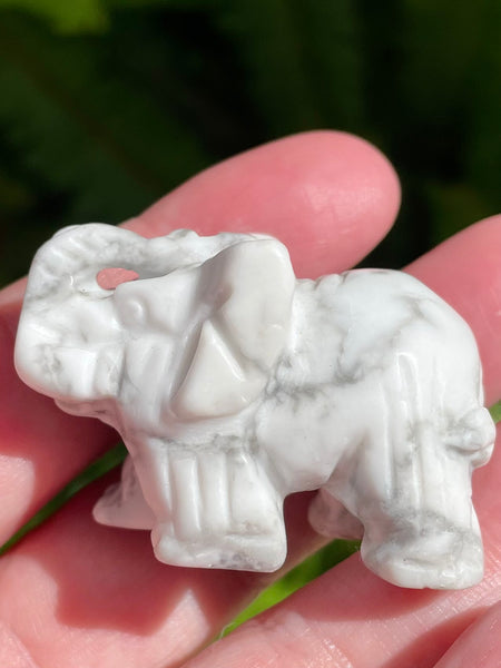 Carved Howlite Elephant - Morganna’s Treasures 