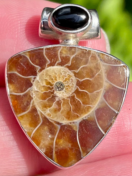 Ammonite and Black Onyx Pendant - Morganna’s Treasures 