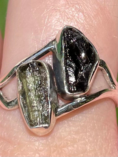 Moldavite and Rough Shungite Ring Size 9 - Morganna’s Treasures 