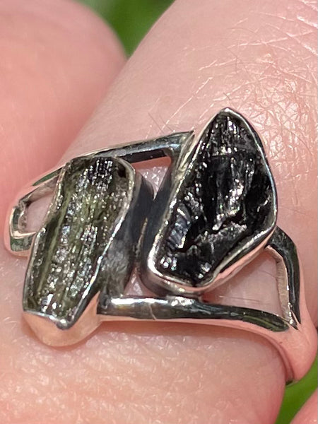 Moldavite and Rough Shungite Ring Size 9 - Morganna’s Treasures 