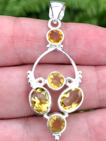 Citrine Pendant - Morganna’s Treasures 