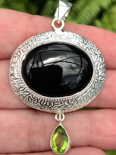 Black Onyx and Peridot Pendant - Morganna’s Treasures 