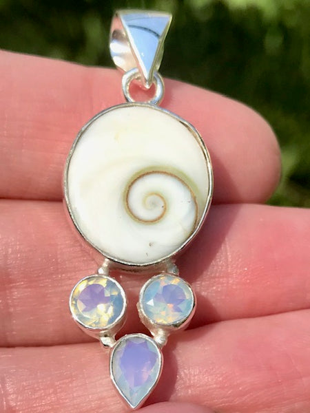 Shiva Shell and Opalite Pendant - Morganna’s Treasures 