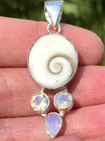 Shiva Shell and Opalite Pendant - Morganna’s Treasures 