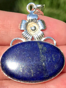 Lapis Lazuli Flower Pendant - Morganna’s Treasures 