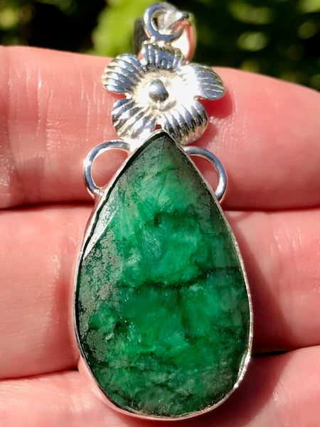 Emerald Flower Pendant - Morganna’s Treasures 
