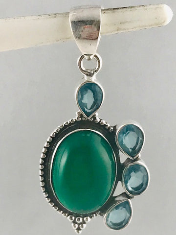 Green Onyx and Blue Topaz Pendant - Morganna’s Treasures 