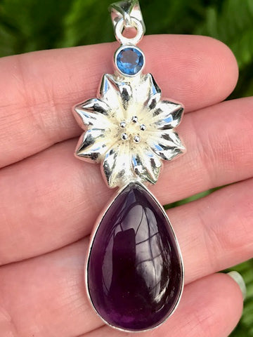 Purple Amethyst and Blue Topaz Flower Pendant - Morganna’s Treasures 