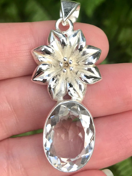 Clear Quartz Flower Pendant - Morganna’s Treasures 