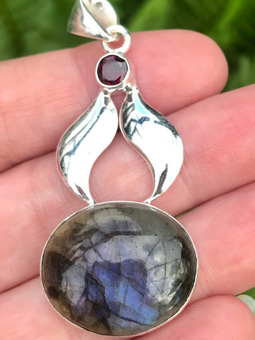 Labradorite and Garnet Pendant - Morganna’s Treasures 