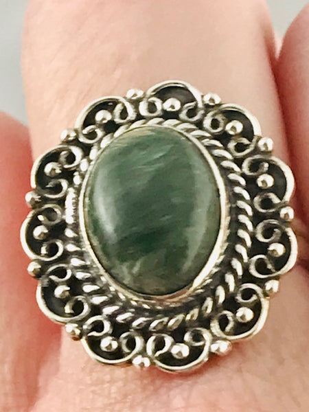 Green Seraphinite Ring Size 8.25 - Morganna’s Treasures 