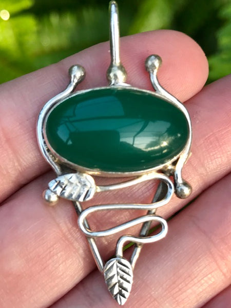 Green Onyx Pendant - Morganna’s Treasures 