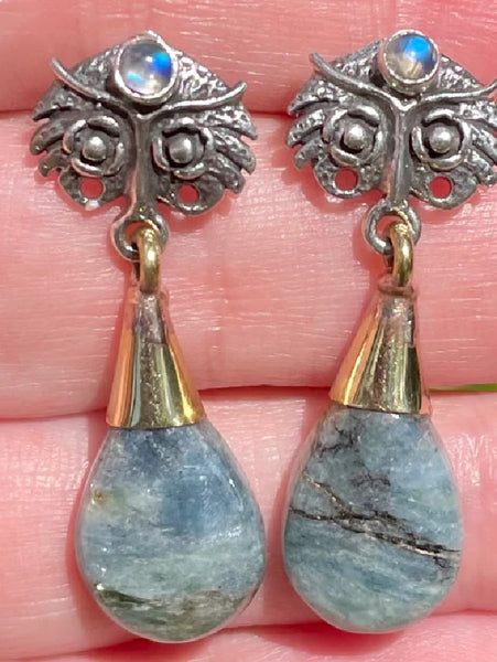 Kyanite with Graphite and Rainbow Moonstone Earrings - Morganna’s Treasures 