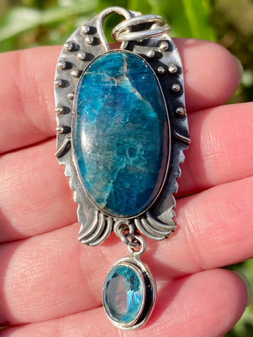 Blue Topaz and Blue Apatite Pendant - Morganna’s Treasures 