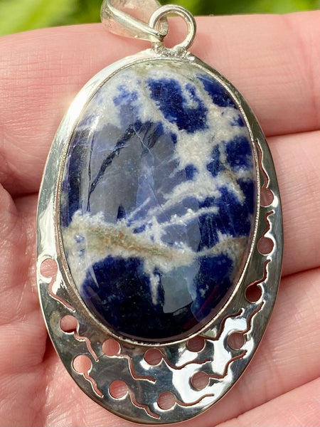 Sodalite Pendant - Morganna’s Treasures 